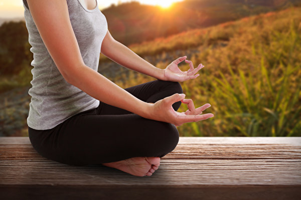 Incorporate Meditation into Your Daily Routine
